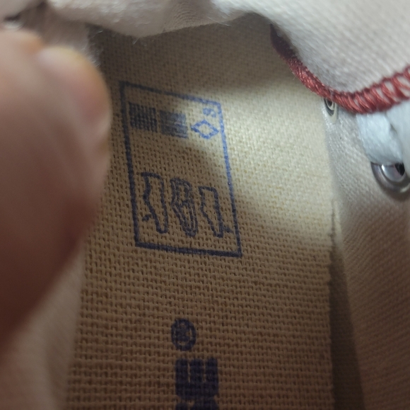 CONVERSE Vintage Red Chuck Taylor All Star Hi Top - Picture 9 of 9